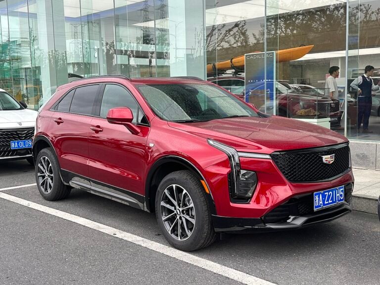 General Motors Cadillac XT4